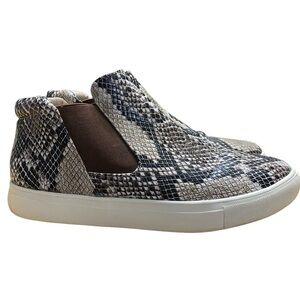 Coconuts by Matisse Harlan Snakeskin Fashion Sneaker Size 7.5